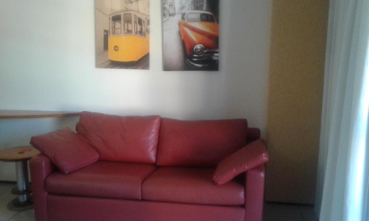 Aparthotel - Praia Mansa 1 E 2 Qtos Fortaleza  Exteriör bild